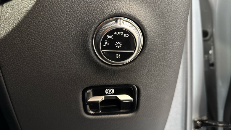 Mercedes-Benz GLC 300 4Matic AMG Line Premium Plus 5dr 9G-Tronic Petrol Estate